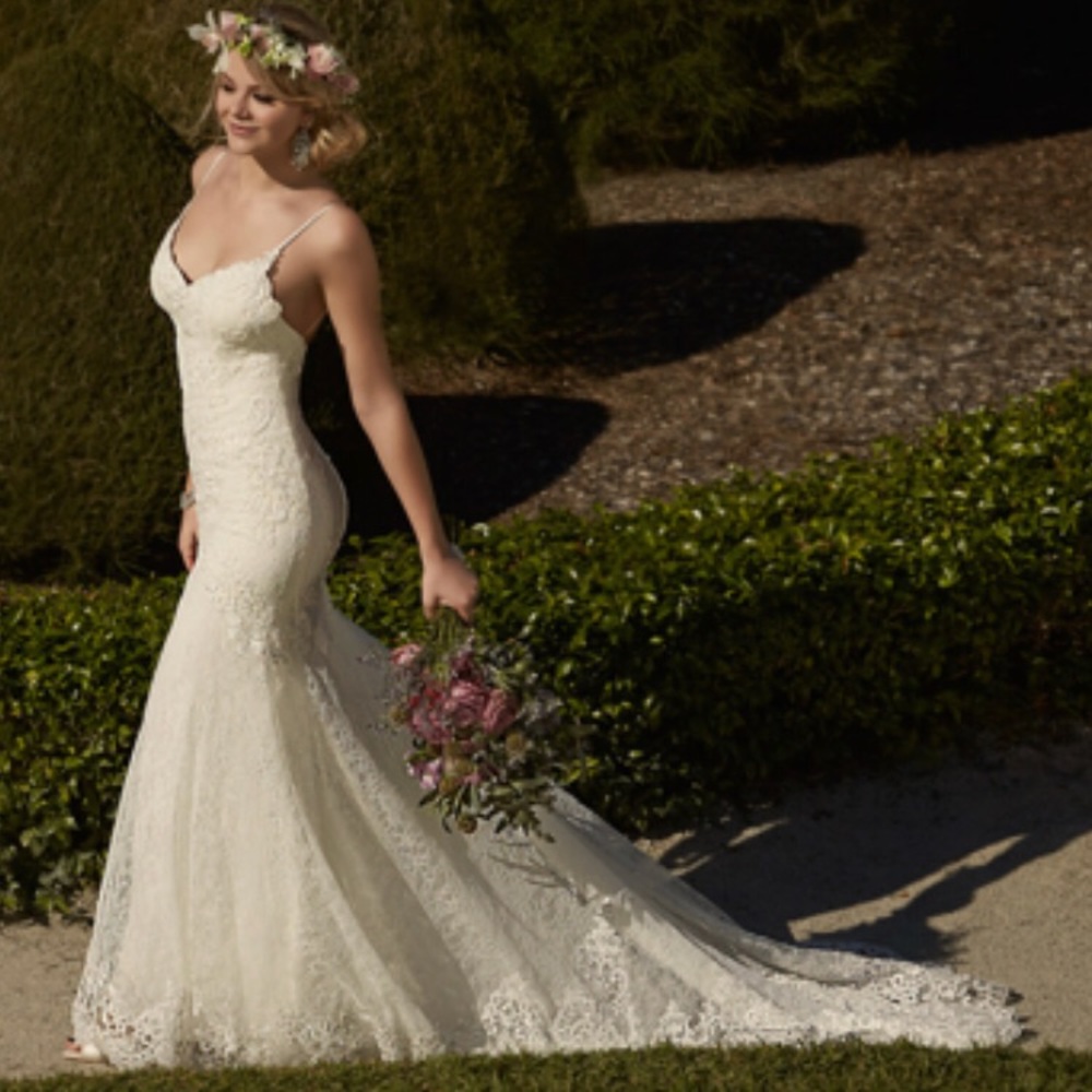 Wedding Gown / Wedding Dress